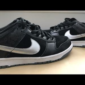 Nike Takashi 2 Dunk Low Sneakers